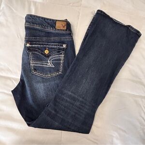 American Eagle Women’s Size 12 Regular Kick Boot Medium Wash Flap back pockets